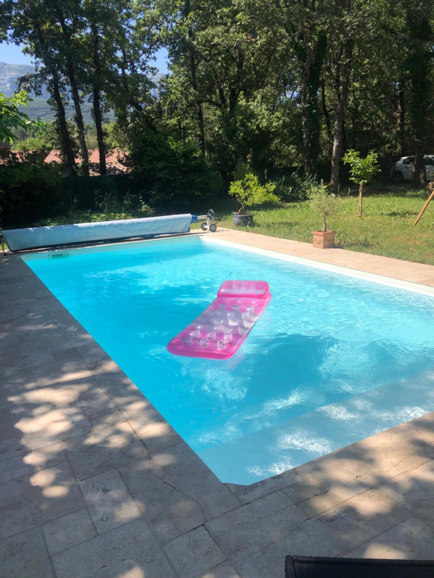 Dependance Individuelle Apartamento Nans-les-Pins Exterior foto